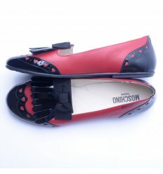 Туфли Moschino красного цвета со вставками
