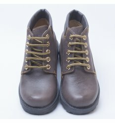 Ботинки Naturino коричневого цвета