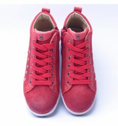 Кросівки Naturino червоного кольору